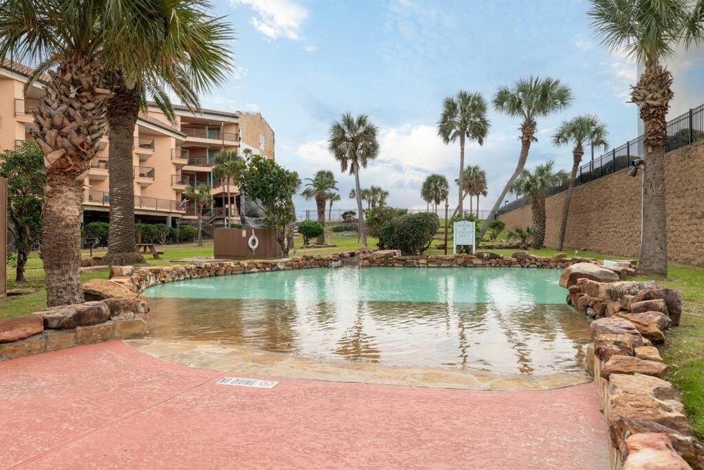 Baca Beach Escape I - 3 Pools - Pet Friendly 갤버스턴 외부 사진