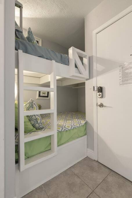 Baca Beach Escape I - 3 Pools - Pet Friendly 갤버스턴 외부 사진